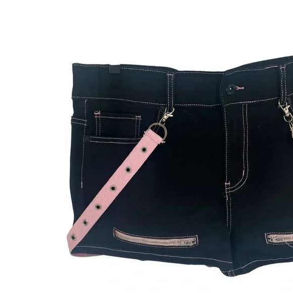 Hot Topic Black & Pink Suspender Shorts - Picture 4 of 8